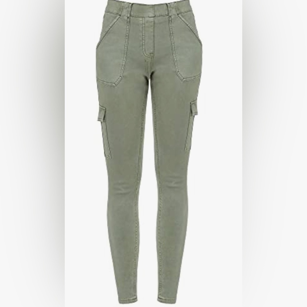 SPANX Women's Stretch Twill Ankle Cargo Pants